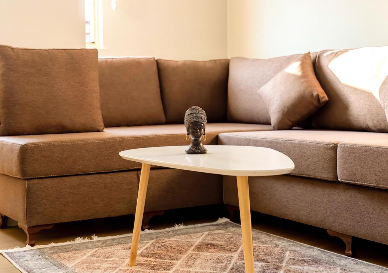 Home Inn Apartment 2 Near City Center تيرانا المظهر الخارجي الصورة