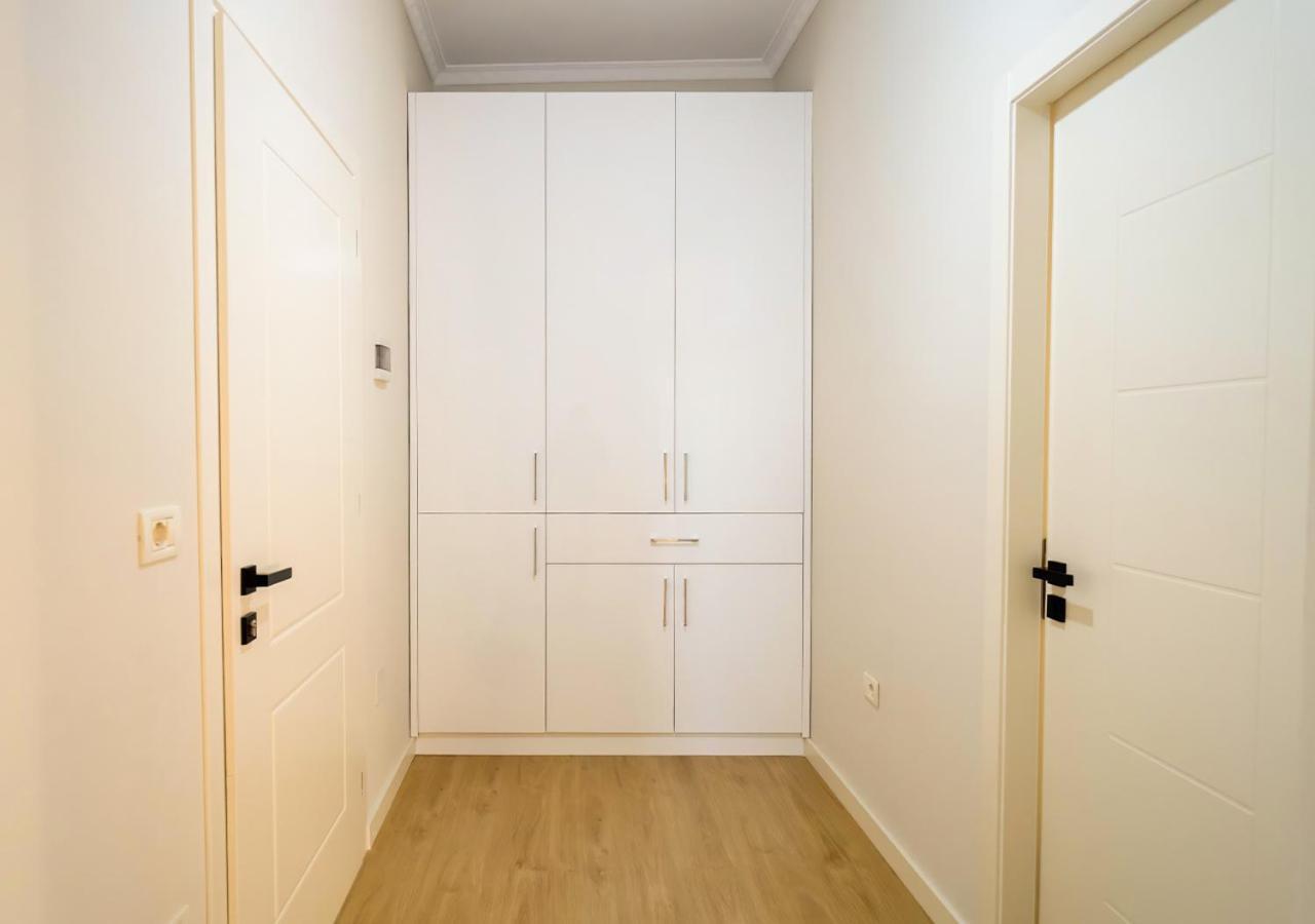 Home Inn Apartment 2 Near City Center تيرانا المظهر الخارجي الصورة